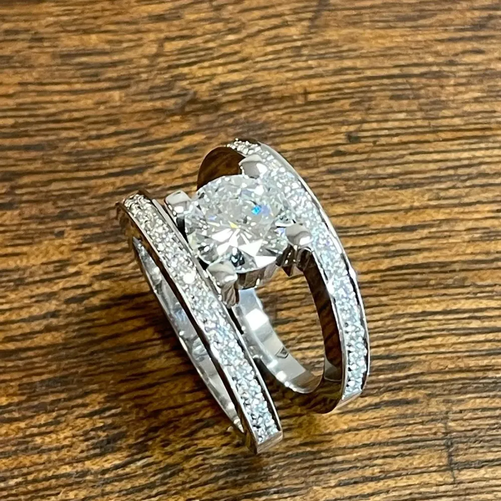 Bague double corps solitaire diamant